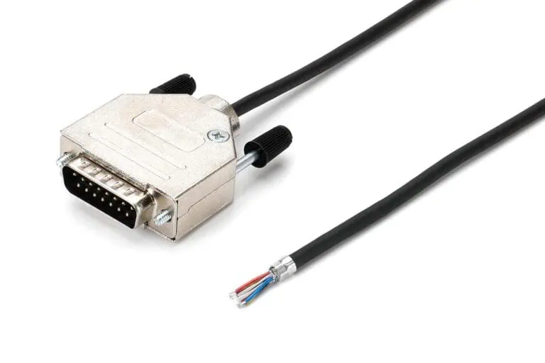 D-Sub-Steckverbinder mit Kabel und offenen Adern